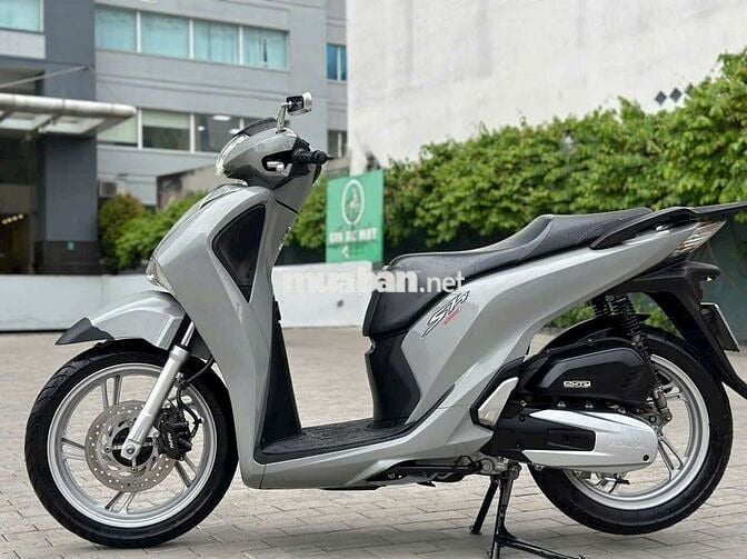 Mình cần bán xe SH 150i đời 2017 máy zin