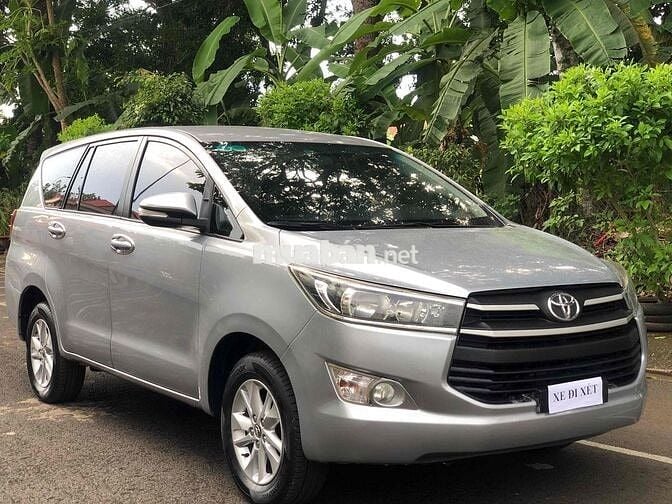 Toyota Innova 2016 2.0J - 90000 km
