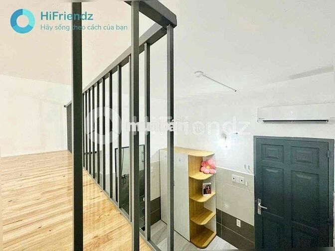 Duplex giáp tân bình - đi bộ qua đh công thương - phòng rộng