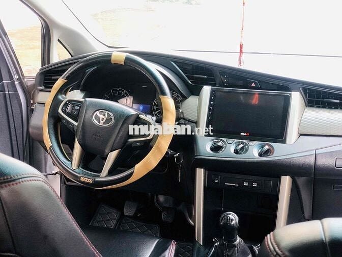 Toyota Innova 2016 2.0J - 90000 km