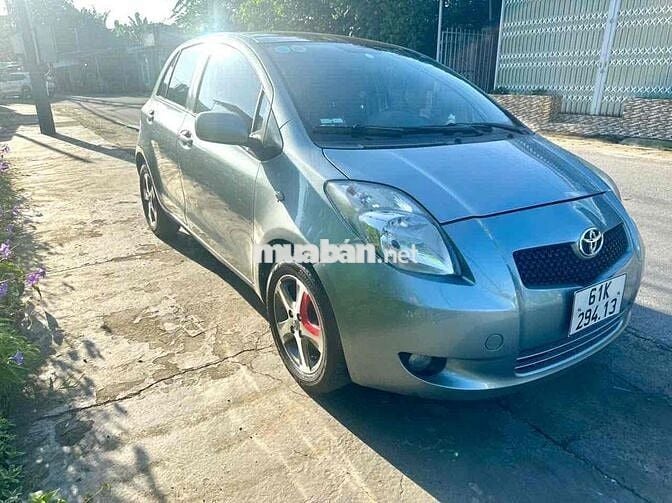 Toyota Yaris 2008 1.3 AT - 100000 km