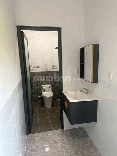 XẢ LỖ! BÁN NHÀ ĐẸP Trần Quang Khải, Phường Tân Định, Quận 1, Sổ riêng
