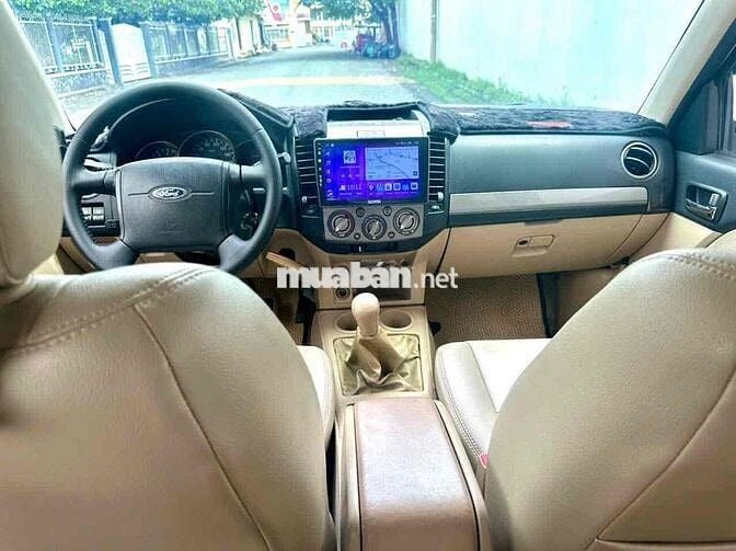 Ford Everest 2013 2.5L 4x2 MT
