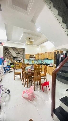 NGỘP BANK bán nhà hẻm 102 Lê Văn Thọ 79m2 nở hậu 5.7m 4lầu sát CV 9 tỷ