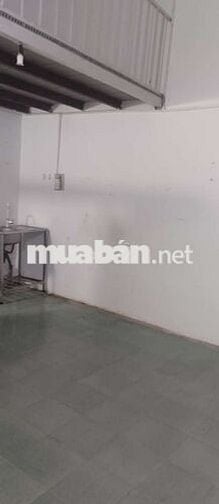 Phòng trọ dưới trệt 20m2, riêng,tự do,gác lửng,Hẻm Hoa Bằng,Tân Phú