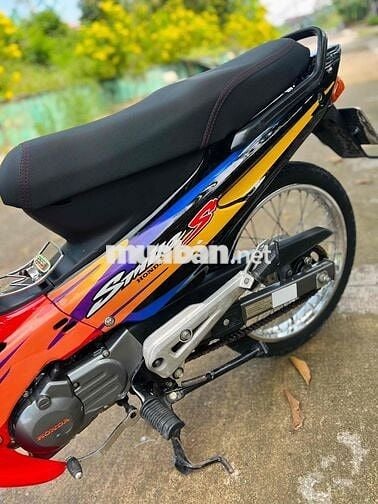 Honda Smile 2 thì siêu hiếm, đi cafe hết bài
