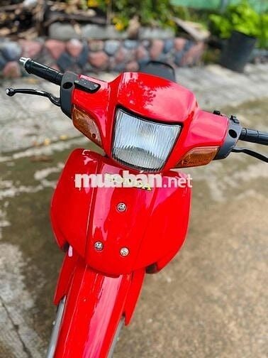Honda Smile 2 thì siêu hiếm, đi cafe hết bài