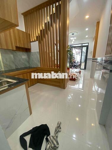 GẦN BÙI MINH TRỰC 3,4x9 2 LẦU GIÁ HXH CHỈ 4,2 TỶ TL