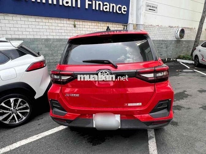 Toyota Raize 2025 - 16000 km- trả trước 120 triệu