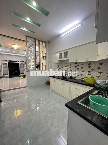 Nhà mới đẹp hẻm xe hơi đậu cửa