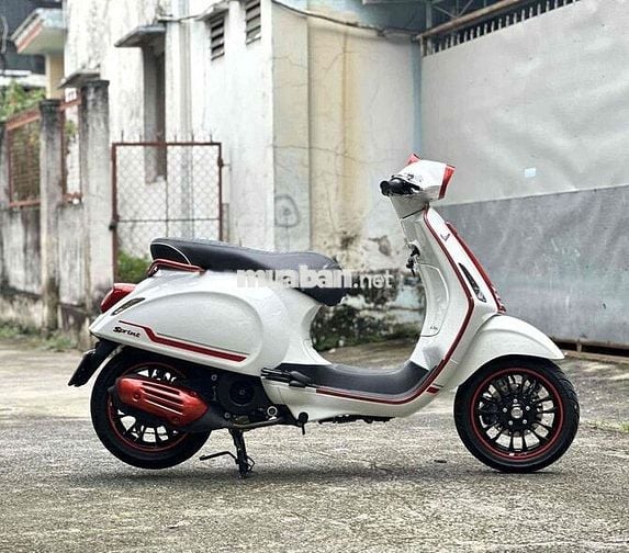 Vespa 2024 odo đúng 3200km bao k tua