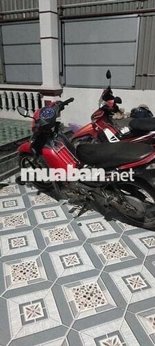 Xe máy Yamaha Sirius màu đỏ đen đời 2018