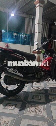 Xe máy Yamaha Sirius màu đỏ đen đời 2018