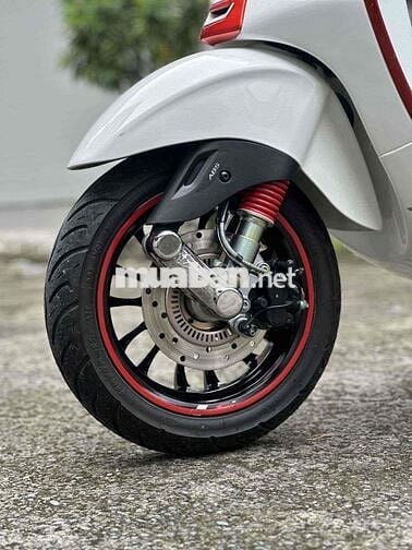 Vespa 2024 odo đúng 3200km bao k tua