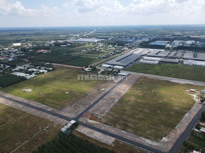 CHỈ 1tỷ790 NHẬN NGAY LÔ ĐẤT 200M2 CHƠN THÀNH BÌNH PHƯỚC MT ĐƯỜNG 32M