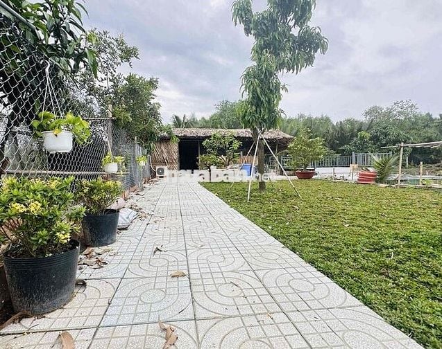 BÁN NHÀ VƯỜN NGHĨ DƯỠNG 1200M²,  LÔ NHÌ- HÀNG XÓM NHÀ BÈ- GIÁ HƠN 4 TỶ