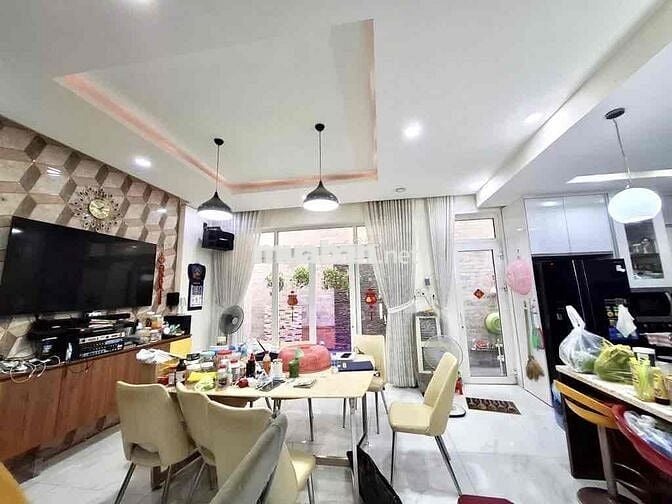 Biệt Thự Mini, Tạ Quang Bửu, 23 Tỷ, Khu Cán Bộ, Công Viên Trước Nhà