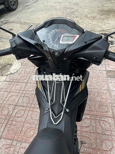 bán winer v1 máy zin chất ,xe sạch đẹp