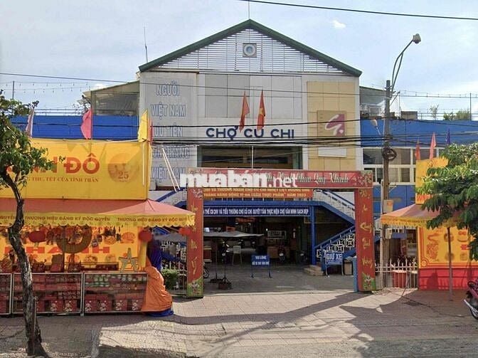 CHỦ NGỘP BÁN GẤP LÔ GÓC 2MT THỊ TRẤN CỦ CHI 210m2 760TR SHR FUL THỔ CU