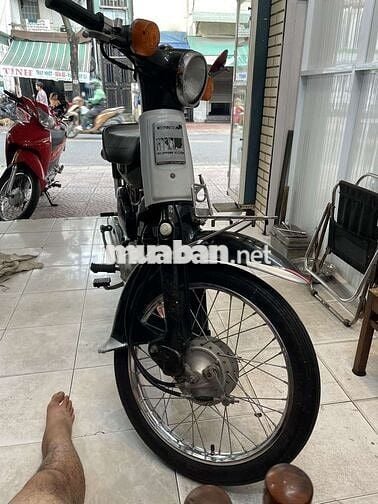 Xe máy Honda Cub 86 50cc màu xanh vỏ