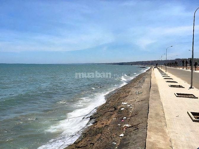 Bán Khu Đất Vàng Góc 2 Mặt Tiền Đường Pasteur Ngay Biển Phan Thiết