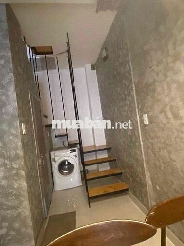 Cho thuê nhà 2 tầng  full noi that kiệt oto quang trung