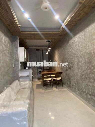 Cho thuê nhà 2 tầng  full noi that kiệt oto quang trung