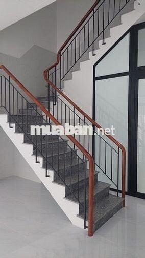 Cho thuê nhà mặt tiền khu dân cư Intresco