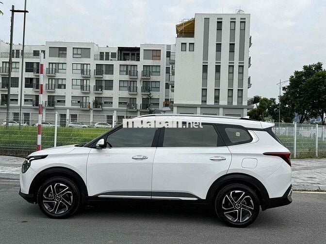 Cần Bán Kia Carens 2022 1.5G Luxury ,xe đẹp
