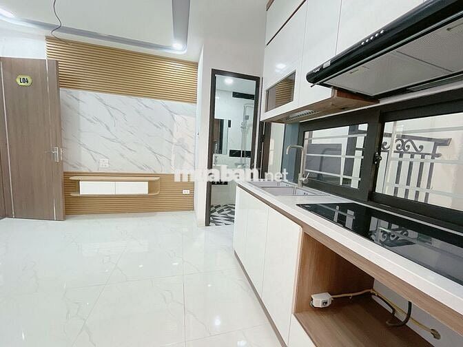 BÁN CHUNG CƯ D1 XÃ ĐÀN, Ô CHỢ DỪA, KHÂM THIÊN Ở NGAY, FULL ĐỒ