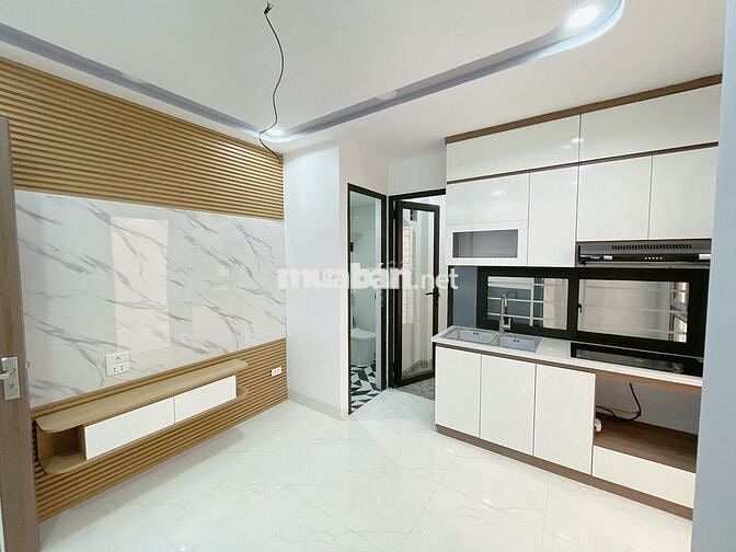 BÁN CHUNG CƯ D1 XÃ ĐÀN, Ô CHỢ DỪA, KHÂM THIÊN Ở NGAY, FULL ĐỒ
