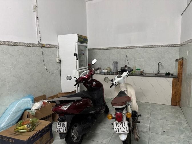 Sang Quán Đang kinh doanh tốt Mặt tiền Đường, gần biển, hoạt động tốt