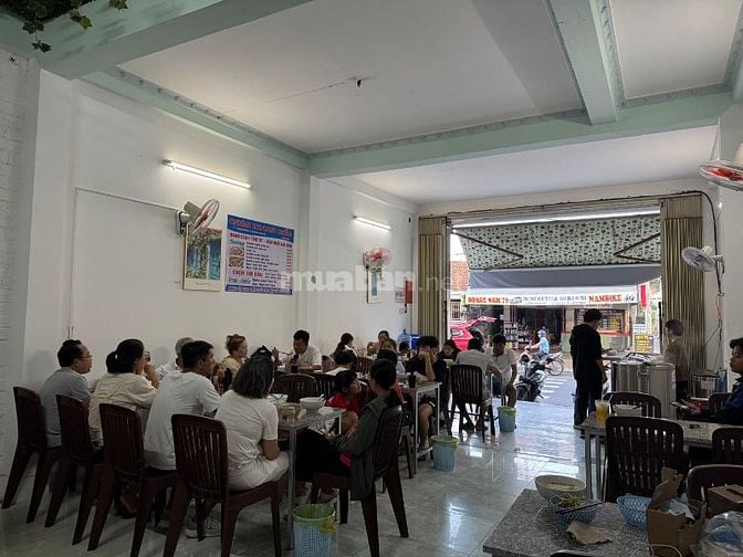 Sang Quán Đang kinh doanh tốt Mặt tiền Đường, gần biển, hoạt động tốt