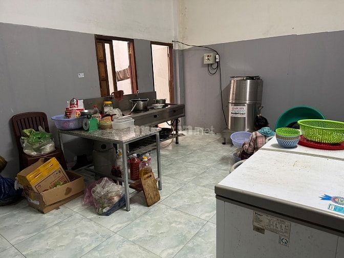 Sang Quán Đang kinh doanh tốt Mặt tiền Đường, gần biển, hoạt động tốt