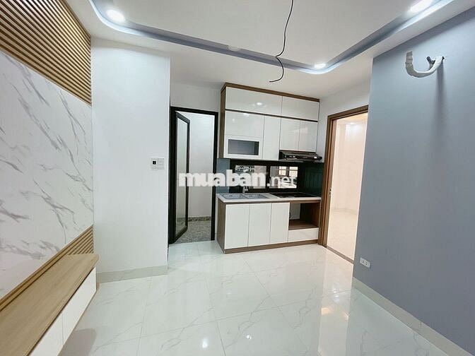 BÁN CHUNG CƯ D1 XÃ ĐÀN, Ô CHỢ DỪA, KHÂM THIÊN Ở NGAY, FULL ĐỒ