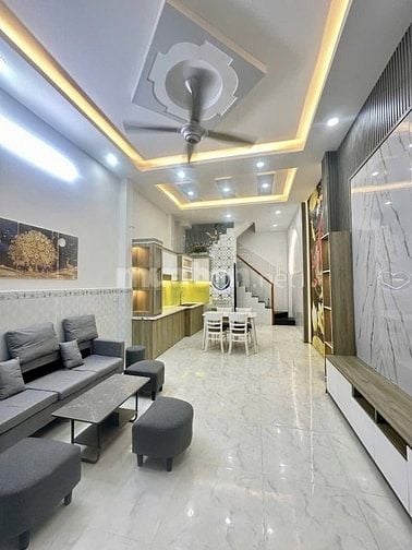 SOS! Bán nhà 2 lầu, đường Lê Văn Quới, Bình Hưng Hòa A, Bình Tân, SHR