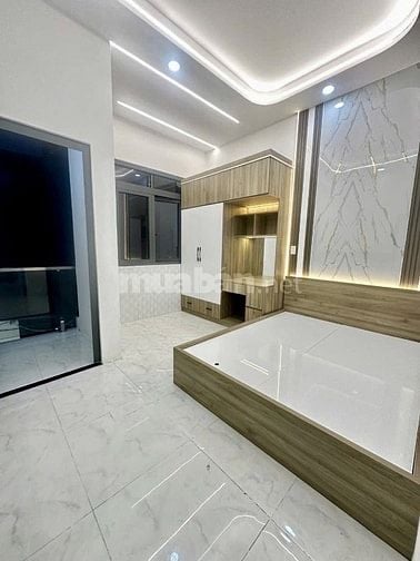 SOS! Bán nhà 2 lầu, đường Lê Văn Quới, Bình Hưng Hòa A, Bình Tân, SHR