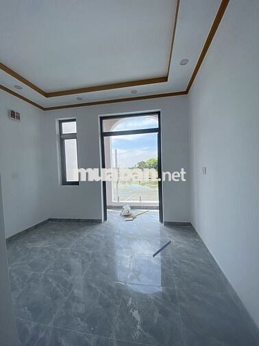 Căn nhà đẹp sắp hoàn thiện đang ở khâu cuối cùng cần bán gấp