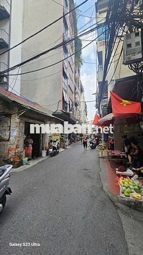 Cực hiếm Trung tâm Đống Đa, 18 phòng khép kín, 75m2 8 tầng giá 12.9 tỷ