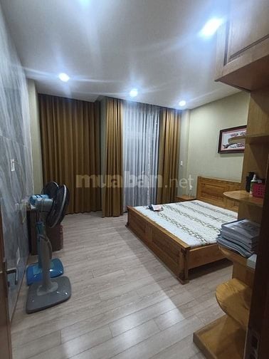 CHO THUÊ NHÀ 3 TẦNG HẺM OTO - CHƯƠNG DƯƠNG. LINH CHIỂU. THỦ ĐỨC