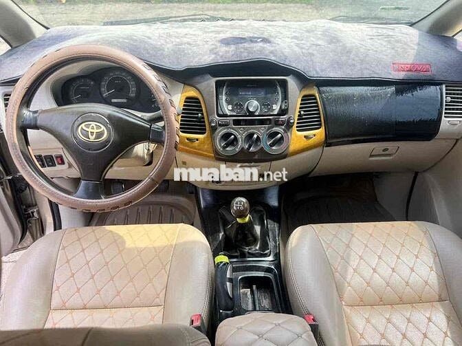 Toyota innova Full G Cực Đẹp Máy Số Cực Êm Bstp