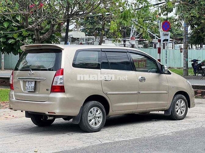 Toyota innova Full G Cực Đẹp Máy Số Cực Êm Bstp