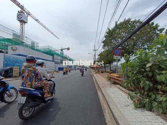 NHÀ ĐẸP GIÁ TỐT – P. BÌNH ĐÔNG, Q.8 GẦN CHỢ BÌNH ĐÔNG,GẦN TRƯỜNG THCS