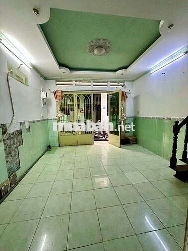 Nhà rẻ Q5 ngay trung tâm sầm uất sổ riêng