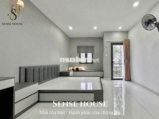 STUDIO FULL NỘI THẤT - CỬA SỔ TRỜI THOÁNG MÁT