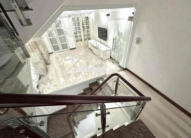CUỐI NĂM BÁN NHÀ GIÁ NGỘP NGUYỄN VĂN GIAI,Q1.GIÁ:6Ty850/47.3m2.SỔ SẴN