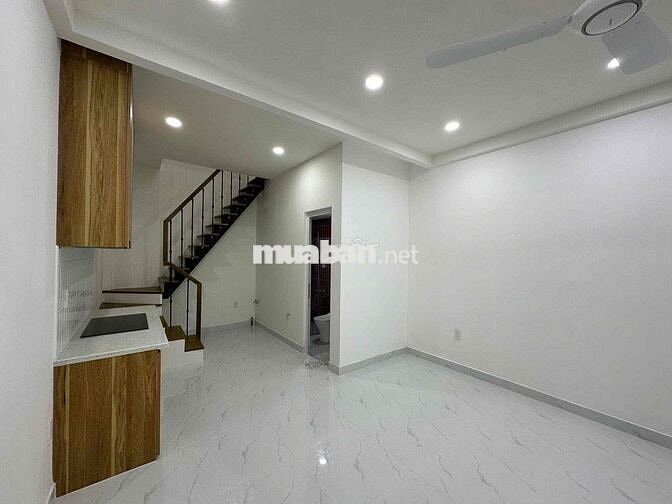 Cho thuê nhà Nguyên Căn Hẻm Bạch Đằng