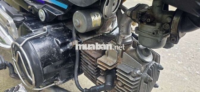 Xe máy Honda Dream lùn màu đen