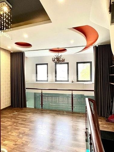 CHỦ BÁN NHÀ 54m2 giá 2tỷ190 triệu đường Thích Quảng Đức P5 Phú Nhuận