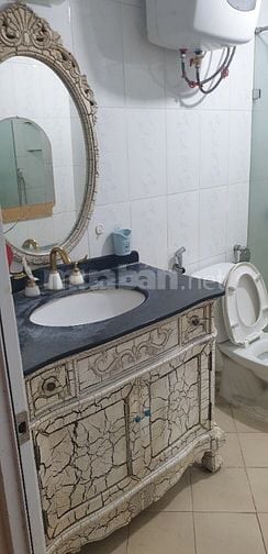 Cho thuê căn hộ 3 phòng ngủ 2 wc tại 18 Tam trinh
